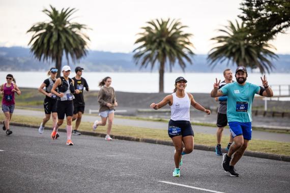 Voss and Cree Claim Hawke’s Bay Marathon Honours as Thousands Enjoy the Region’s Highlights